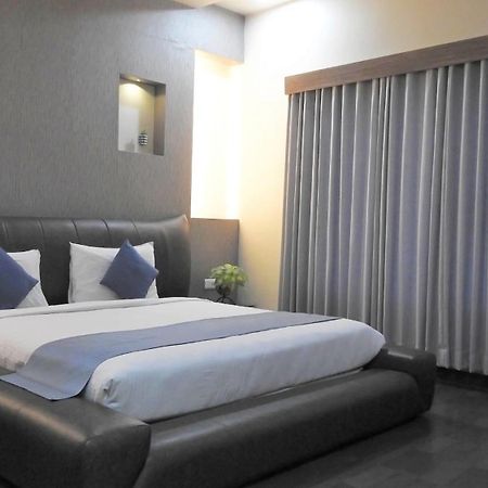 Hotel Sai Miracle Ширди Екстериор снимка