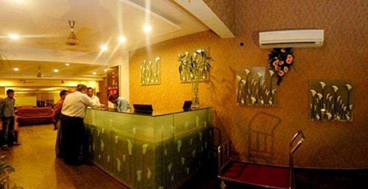 Hotel Sai Miracle Ширди Екстериор снимка