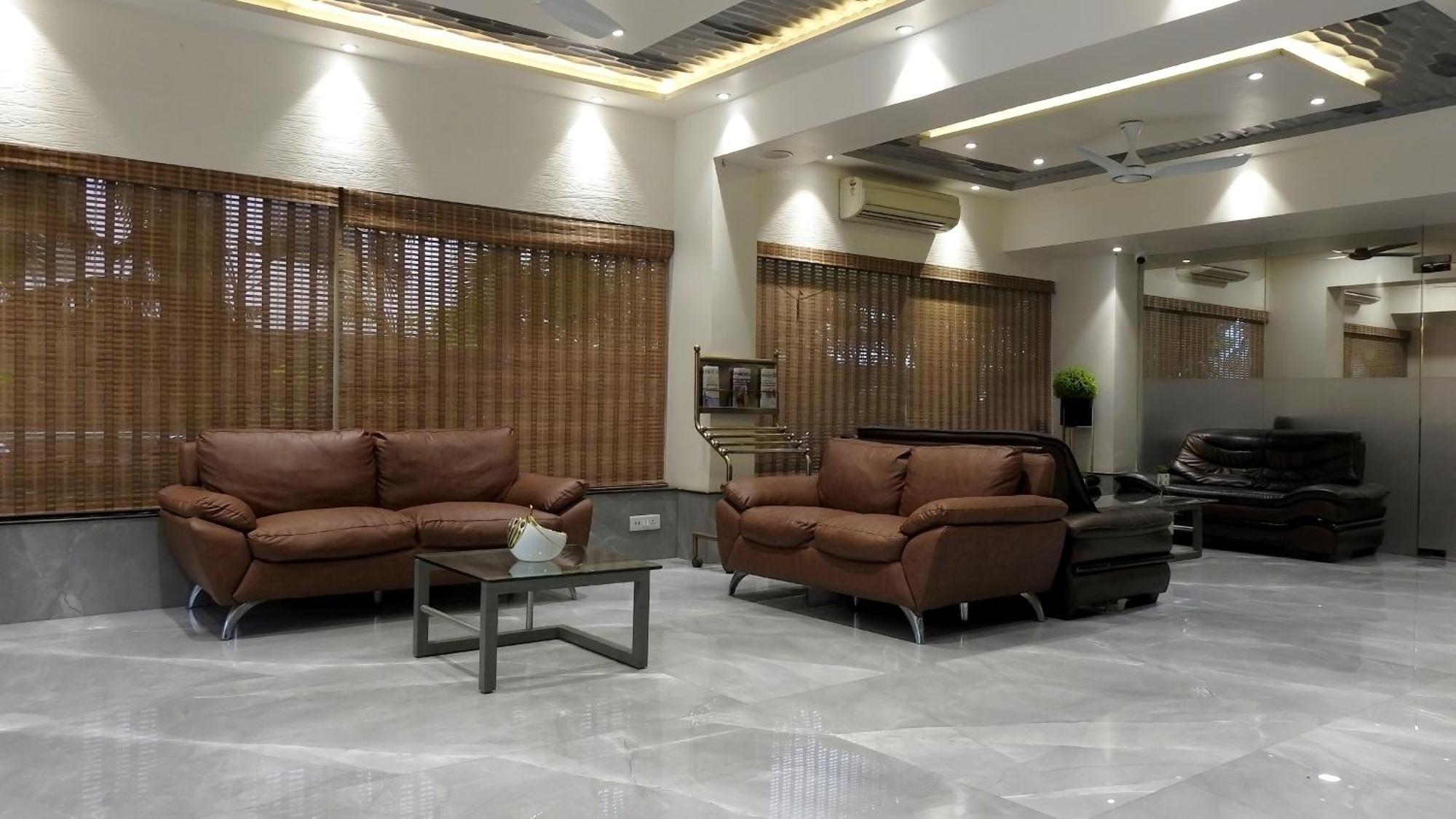 Hotel Sai Miracle Ширди Екстериор снимка