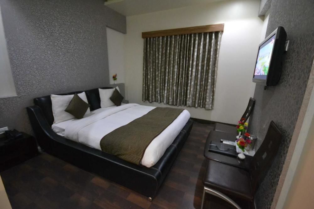Hotel Sai Miracle Ширди Екстериор снимка